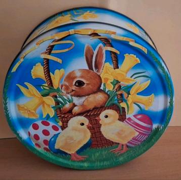 Boîte. Pâques. Lièvre et poussins., Enlèvement ou Envoi, Comme neuf