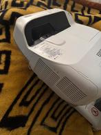 EPSON Ultra Short Throw Beamer – Groot beeld van dichtbij!, Audio, Tv en Foto, Beamers, Epson, Ophalen of Verzenden, Zo goed als nieuw