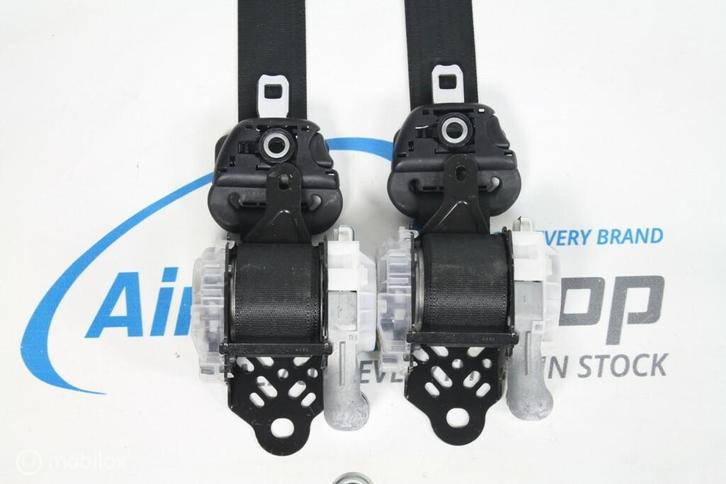 2 x Gordels Toyota Hilux (2011-2015), Auto-onderdelen, Interieur en Bekleding