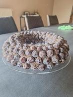 Mooie schaal met decoratieve krans, Enlèvement