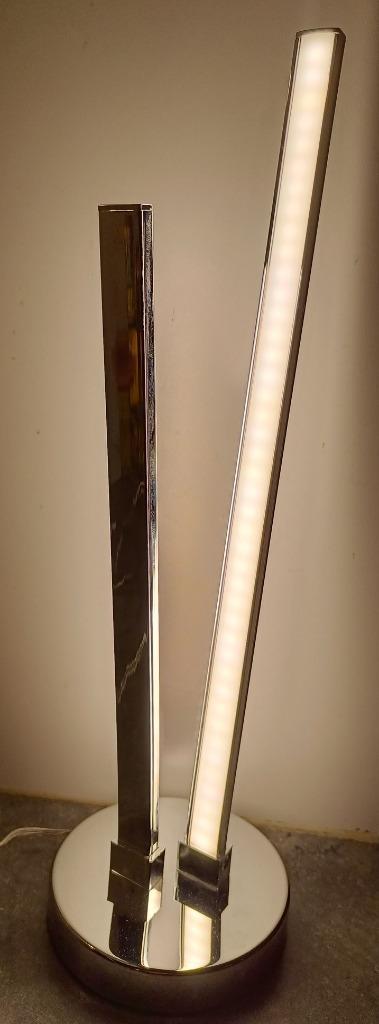 Design tafellamp LED - model EGLO 96322, Huis en Inrichting, Lampen | Tafellampen, Zo goed als nieuw, Minder dan 50 cm, Metaal