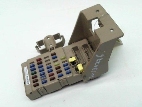 ZEKERINGKAST Subaru Outback (BP) (01-2003/09-2009), Auto-onderdelen, Elektronica en Kabels, Subaru, Gebruikt
