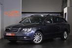 Skoda Superb SW 2.0 CR TDi Navi CruiseC Trekhaak Xenon, Auto's, Euro 5, Stof, Gebruikt, Zwart