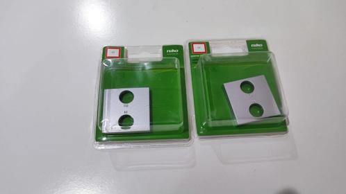 Niko centraalplaat 2 coax TV/FM Intense Sterling – nieuw, Doe-het-zelf en Bouw, Elektriciteit en Kabels, Nieuw, Stopcontact, Ophalen of Verzenden