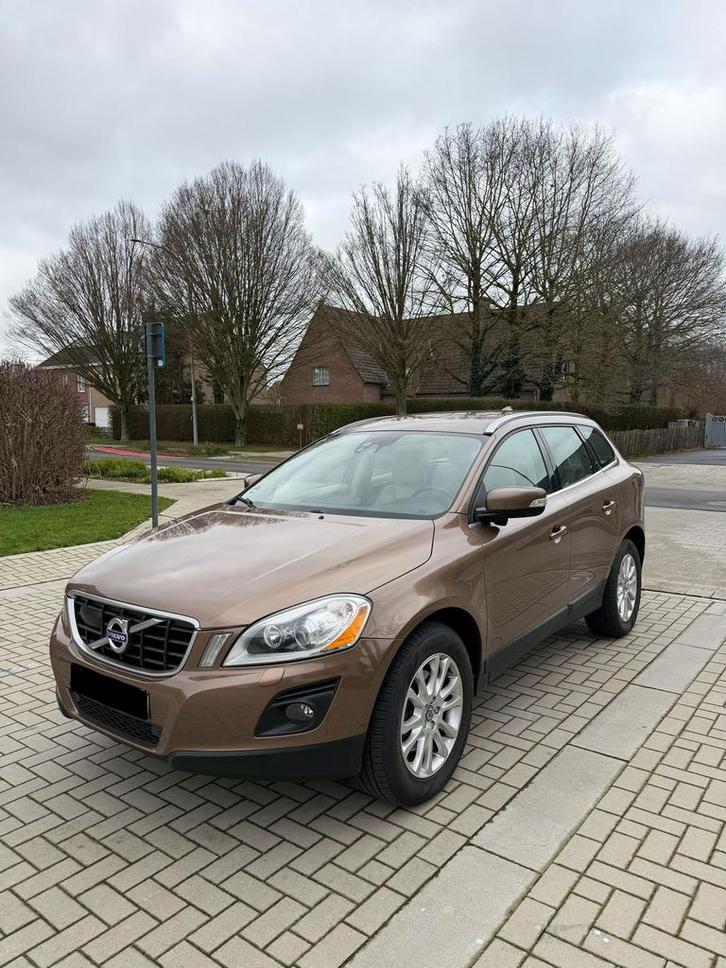 Volvo XC60 2.4D Automaat 4x4, Auto's, Volvo, Particulier, XC60, 4x4, Automaat, Ophalen of Verzenden