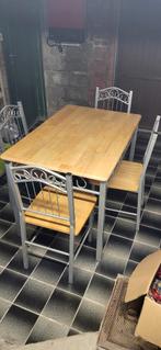 Table de cuisine avec 4 chaises, Zakelijke goederen, Horeca | Meubilair en Inrichting, Ophalen of Verzenden