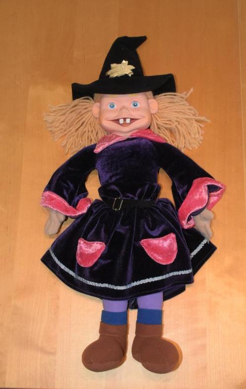 Zeer mooi Halloweenheksje ( +/- 60 centimeter ), Hobby en Vrije tijd, Feestartikelen, Zo goed als nieuw, Versiering, Ophalen of Verzenden