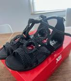 speciale zwarte sandalen van XTI maat 38, Zwart, Zo goed als nieuw, Sandalen of Muiltjes, Ophalen of Verzenden