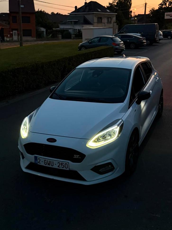 Ford Fiesta ST Line MK8 échange possible, Auto's, Ford, Particulier, Fiësta, Benzine, Euro 6, Stadsauto, 5 deurs, Handgeschakeld