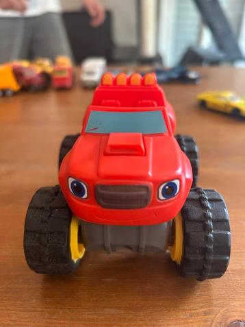 Blaze en de monster wielen auto truck. beschikbaar voor biedingen