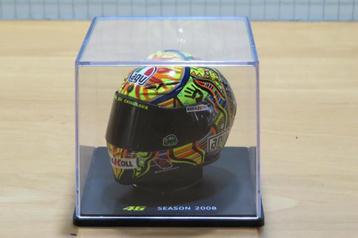 Valentino Rossi AGV helmet 2008 1:5 beschikbaar voor biedingen