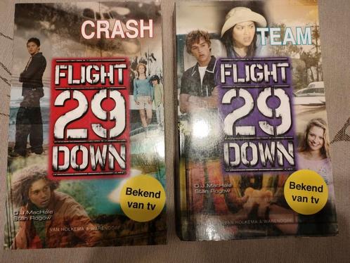 2x Flight 29 Down: 1.Crash ; 2.Team van MacHale/Rogow, Boeken, Kinderboeken | Jeugd | 13 jaar en ouder, Zo goed als nieuw, Ophalen of Verzenden