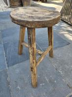 Oud landelijk krukje, Huis en Inrichting, Krukjes, Ophalen, Zo goed als nieuw