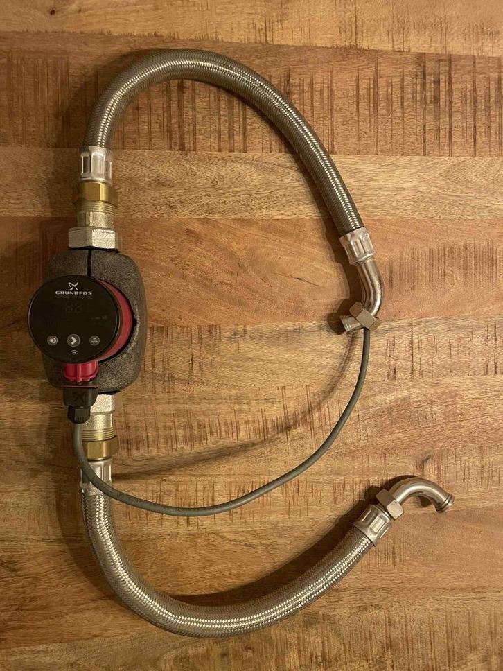 Circulatiepomp, Doe-het-zelf en Bouw, Verwarming en Radiatoren, Zo goed als nieuw, Ophalen