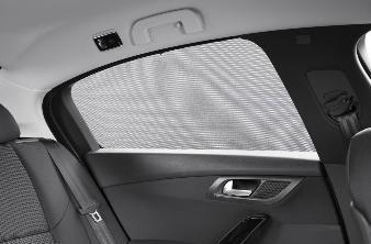 Peugeot zonneschermen achterruiten en achterportieren!, Auto-onderdelen, Overige Auto-onderdelen