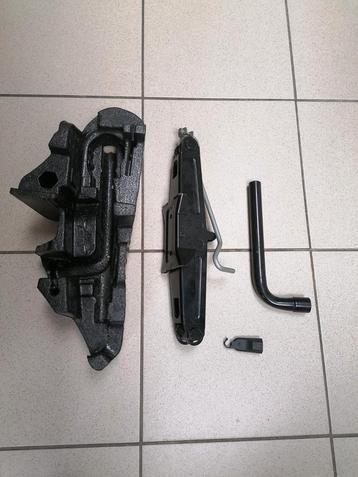 Cric Renault Scenic  beschikbaar voor biedingen