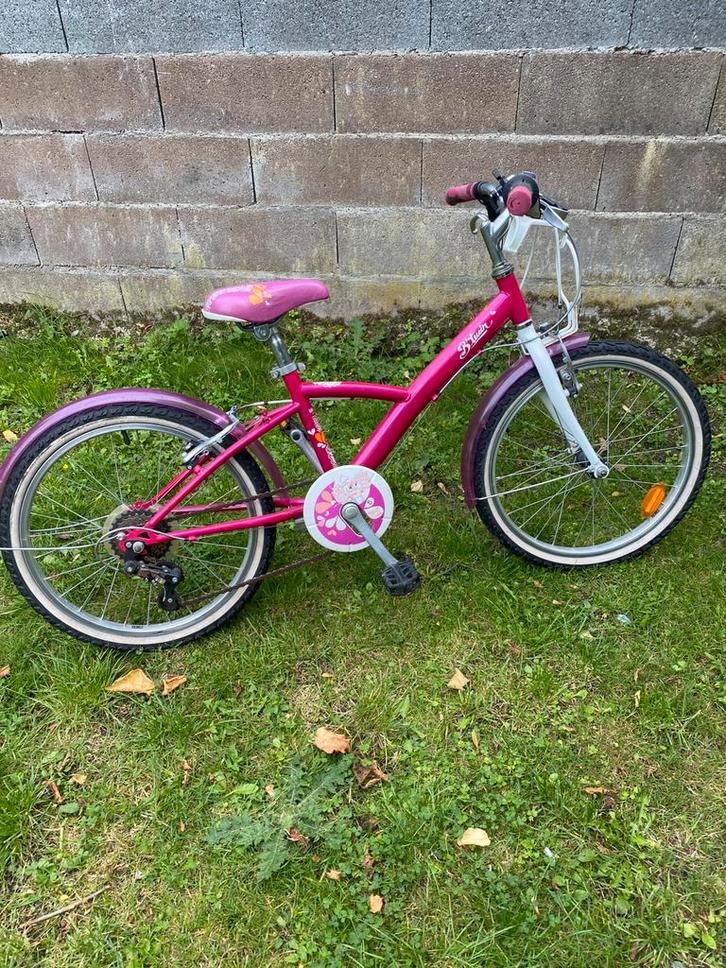 BTWIN MISTIGIRL 20 inch mountainbike met 5 versnellingen., Fietsen en Brommers, Fietsen | Driewielfietsen, Zo goed als nieuw, Ophalen
