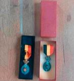 2 Belgische eretekens, Enlèvement ou Envoi