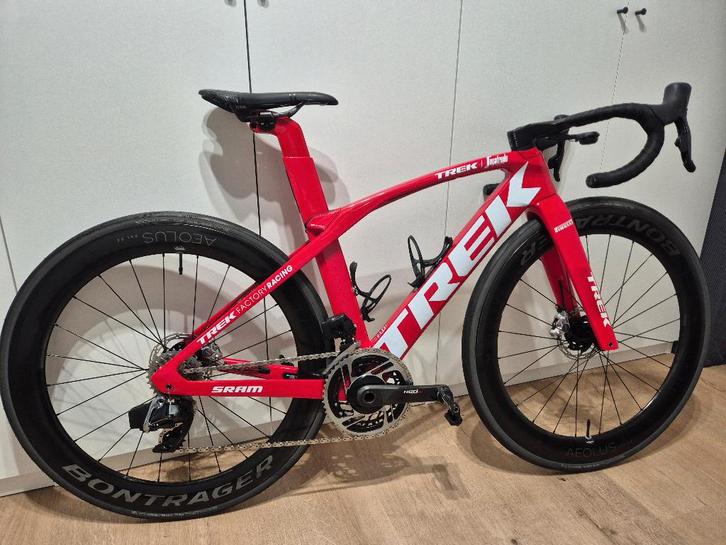 Trek Madone SLR9 AXS in nieuwstaat!!, Fietsen en Brommers, Fietsen | Racefietsen, Zo goed als nieuw, Overige merken, Meer dan 20 versnellingen