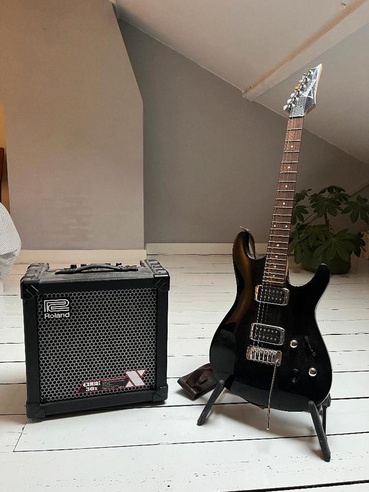 Guitare électrique + ampli, Musique & Instruments, Instruments à corde | Guitares | Électriques, Utilisé, Solid body, Ibanez, Avec ampli