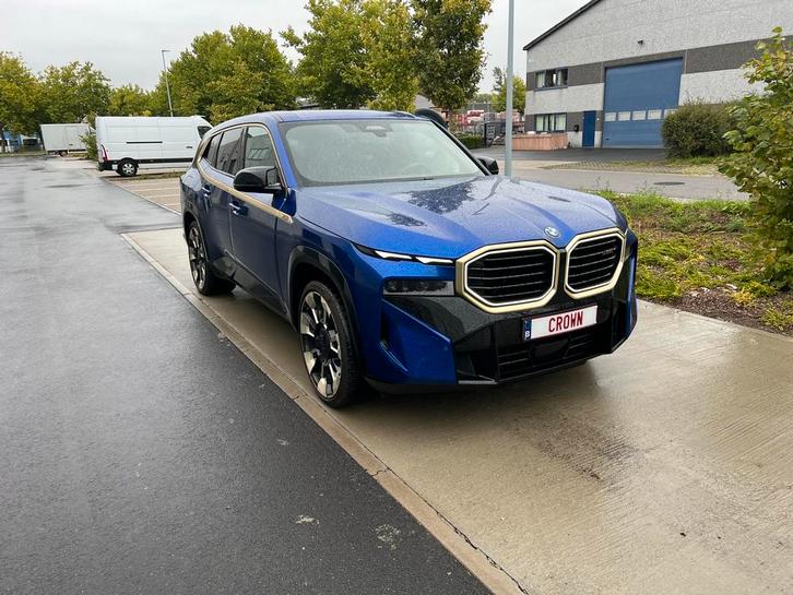 BMW XM 4.4 V8 - M Marina Bay Blue - 23inch - 11/2023, Auto's, BMW, Particulier, XM, 360° camera, 4x4, ABS, Achteruitrijcamera