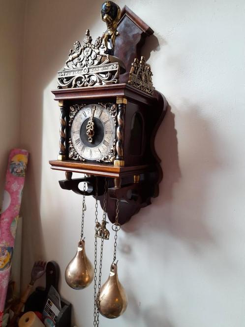 Zaanse wandhangklok, Antiquités & Art, Antiquités | Horloges, Enlèvement ou Envoi