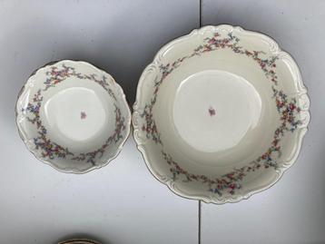 Vintage keramieke kom met 6 kleinere kommrn beschikbaar voor biedingen