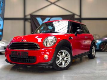 Mini Cooper one facelift zetelverw airco sportvelgen  beschikbaar voor biedingen