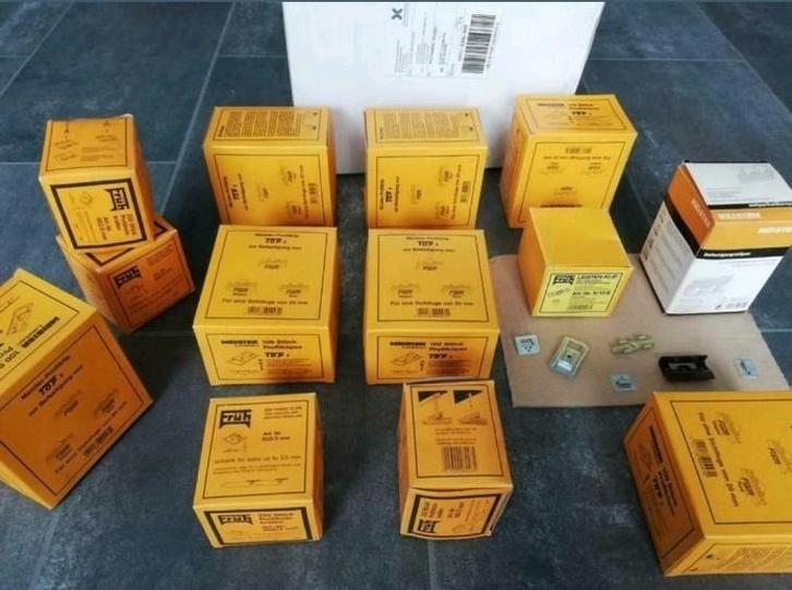 Nieuw! FRÜH bevestiging clips (4800st in totaal) SPOTPRIJS!, Doe-het-zelf en Bouw, IJzerwaren en Bevestigingsmiddelen, Ophalen of Verzenden