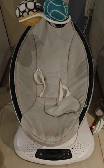 Schommelstoel 4 moms MamaRoo 4 beschikbaar voor biedingen
