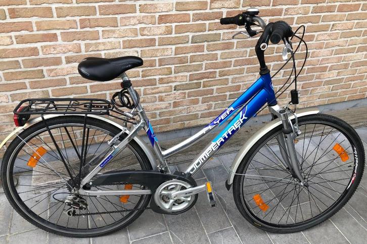 Damesfiets 18 versnellingen, Fietsen en Brommers, Fietsen | Dames | Damesfietsen, Zo goed als nieuw, Overige merken, Versnellingen