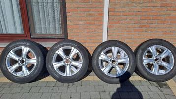 Set de pneus d'hiver avec jantes Mercedes GLC d'origine, Pneus et Jantes, Pneus hiver, Véhicule de tourisme, 18 pouces