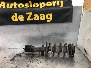 Schokdemperpoot links-voor van een Renault Kangoo beschikbaar voor biedingen