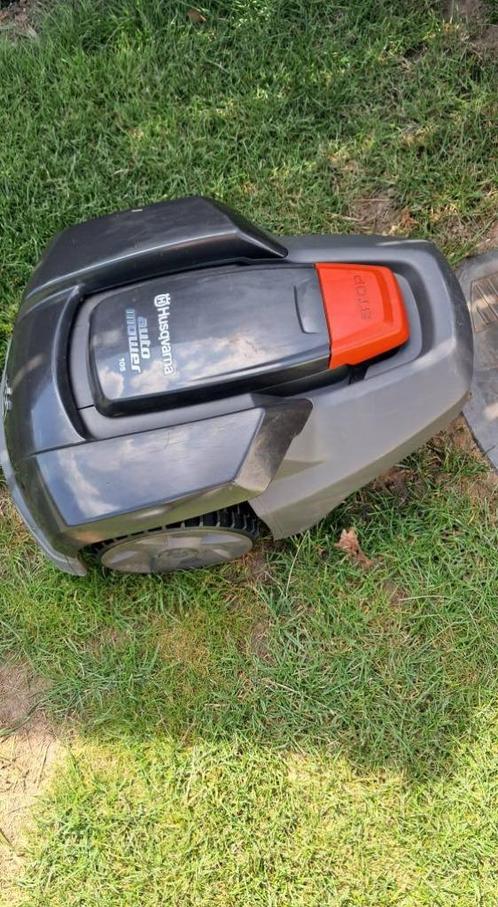 Robotmaaier, Tuin en Terras, Robotmaaiers, Zo goed als nieuw, Ophalen