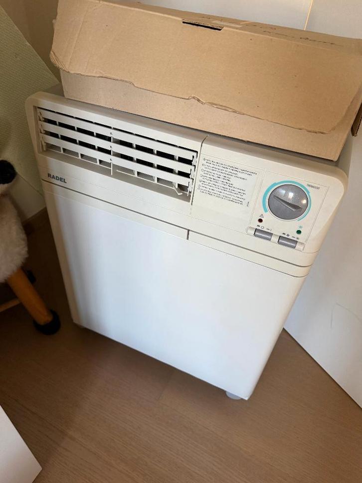 Mobiele airco RADEL CR 100 – op wielen, Electroménager, Climatiseurs, Utilisé, Climatiseur mobile, Moins de 60 m³, Refroidissement et Déshumidification