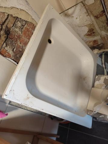 Bac de douche 90cm comme neuf juste poussièreux  beschikbaar voor biedingen