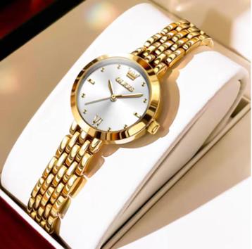 Luxe gouden dameshorloges horloge Origineel eenvoudig quartz beschikbaar voor biedingen