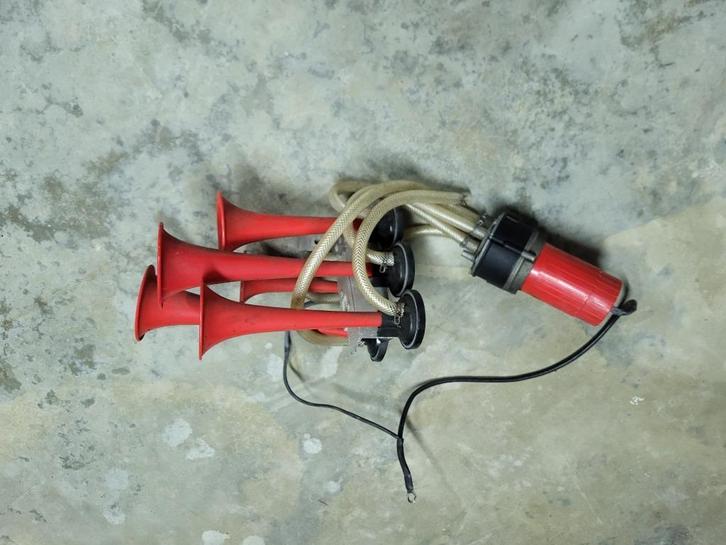 Luchthoorn claxon melodie 12V, Auto-onderdelen, Overige Auto-onderdelen, Jeep, Gebruikt, Ophalen
