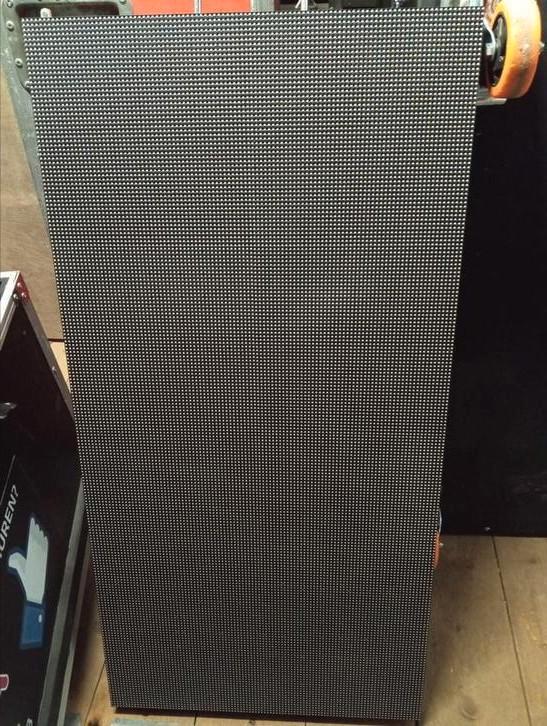 Led scherm pixel 4.8 - 15m2 - panelen 1000x500, Audio, Tv en Foto, Audiokabels en Televisiekabels, Zo goed als nieuw, Ophalen