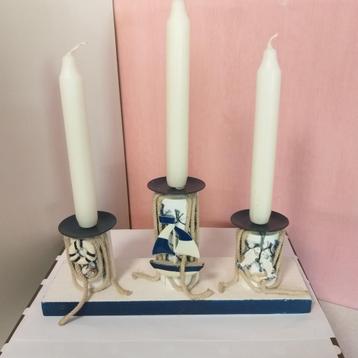 Drievoudige kaarshouder met maritiem decor beschikbaar voor biedingen