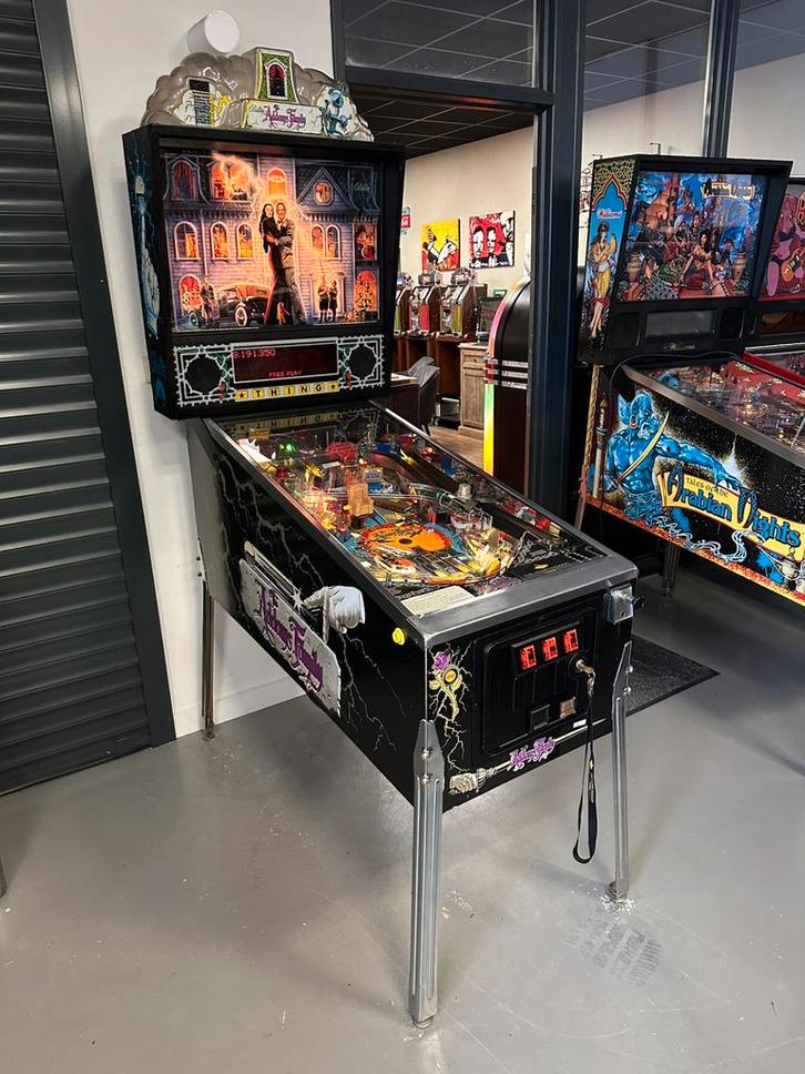 Prachtige flipperkast Bally The Addams Family Pinball, Verzamelen, Automaten | Flipperkasten, Gebruikt, Dot-matrix, Flipperkast