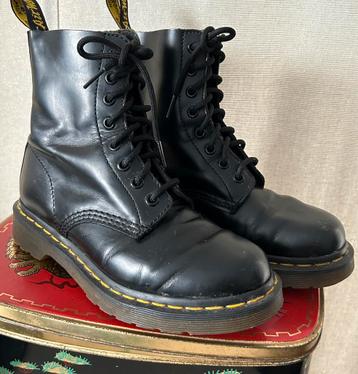 Dr. Martens modèle Pascal cuir noir 36-unisexe