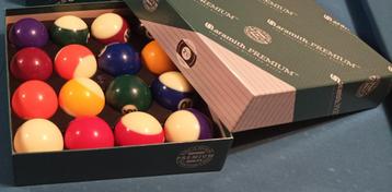 Poolballen Set ARAMITH PREMIUM (57.2mm) beschikbaar voor biedingen