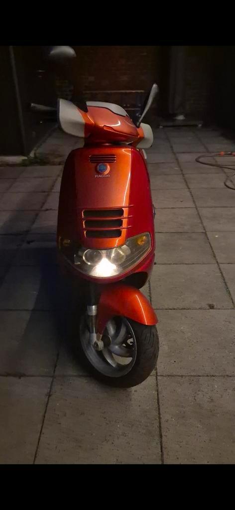 Piaggio skr lx, Fietsen en Brommers, Scooters | Piaggio, Zo goed als nieuw, Ophalen of Verzenden