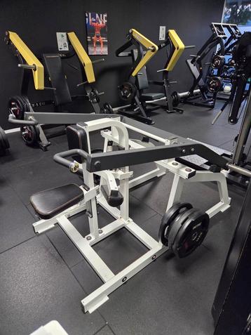 Tricep plate loaded dip machine  beschikbaar voor biedingen