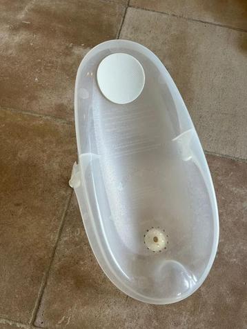 Babyzit bad beschikbaar voor biedingen