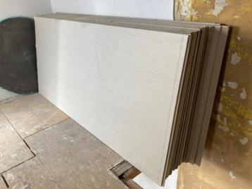 30 grote Gyproc platen beschikbaar voor biedingen