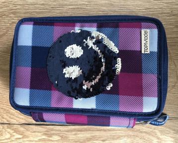 Pennenzak Smiley beschikbaar voor biedingen