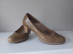 Pumps laké gabor maat 38 (5) (als nieuw) 1 x gedragen, Pumps, Beige, Gabor, Ophalen of Verzenden