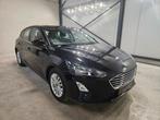 Ford Focus Titanium 1.0 Ecoboost   12maand garantie!, Auto's, Leder en Stof, Zwart, Bedrijf, 5 deurs